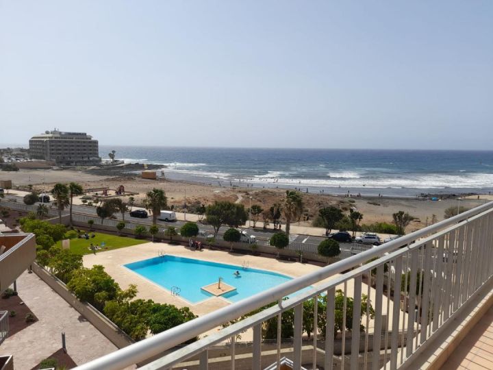 Apartment for sale in  Arenas del Mar, Spain - TD-110