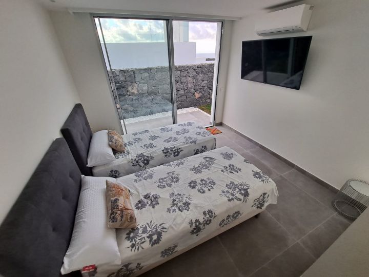 Flat/apartment for sale in  Callao Salvaje, Spain