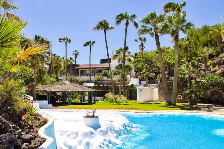 Villa for sale in  Amarilla Golf, Spain - TRC-1047