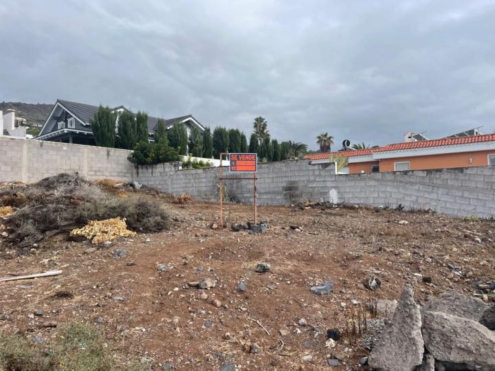 Urban land for sale in  Armeñime, Spain - TR-1091