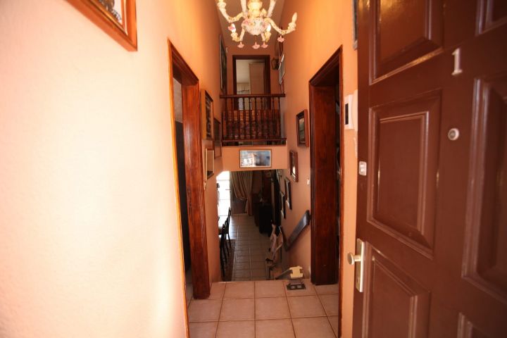 Independent house for sale in  San Eugenio Alto, Spain - TRC-1098