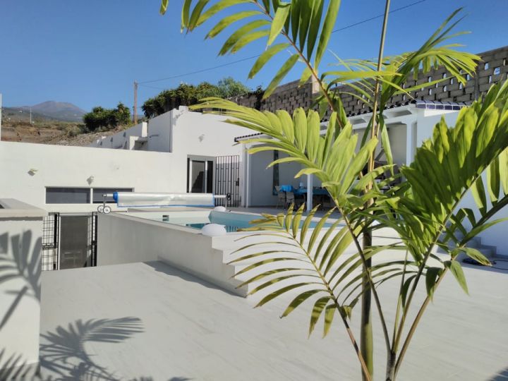 Independent house for sale in  Guía de Isora, Spain - TRC-1073