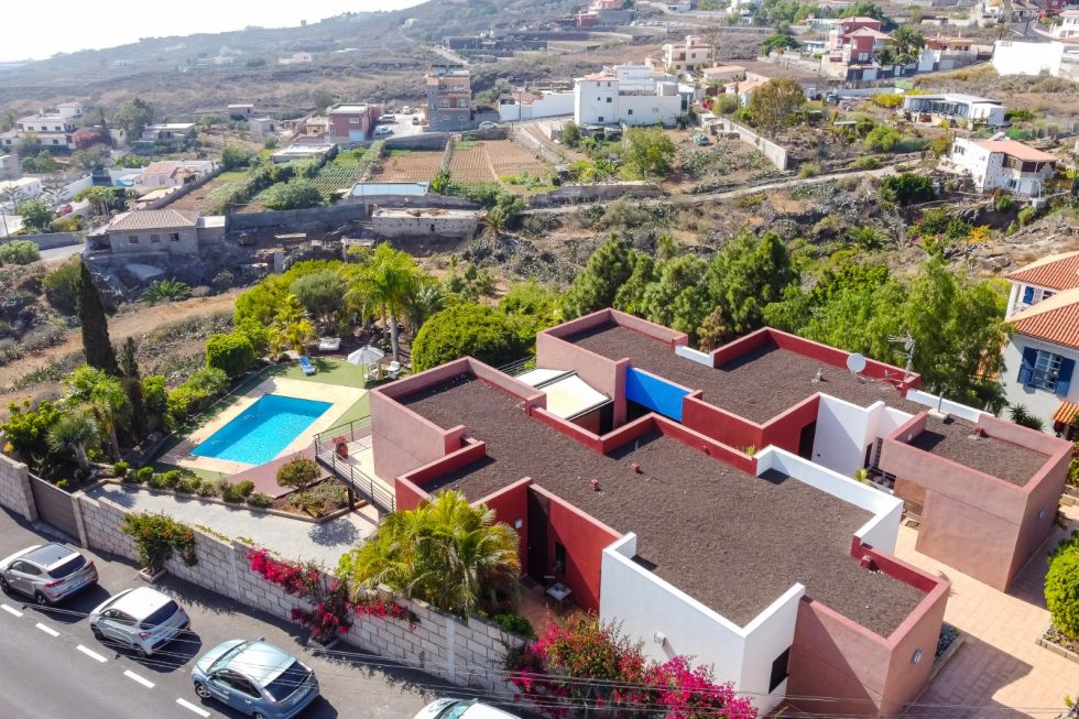 Villa for sale in  La Sabinita, Spain - TR-2547