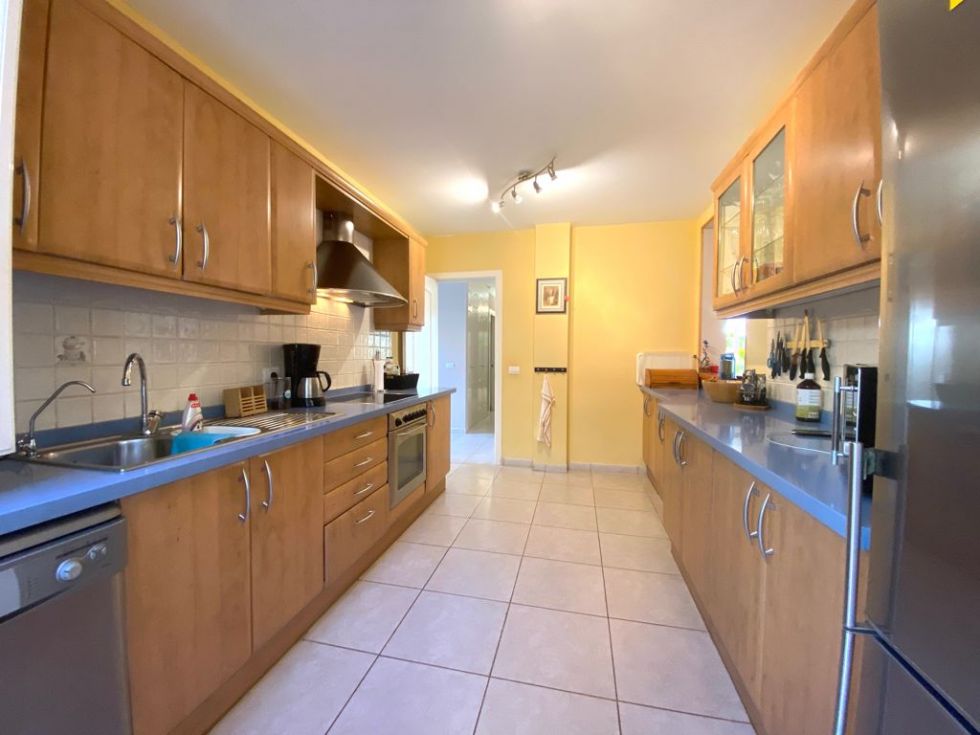 Villa for sale in  Madroñal, Spain - TRC-1233