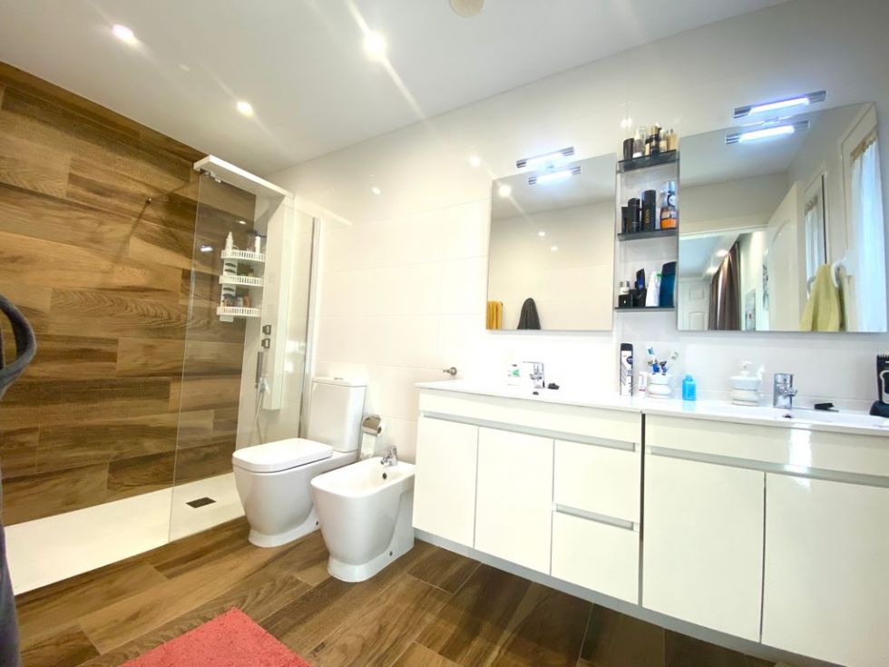 Villa for sale in  Madroñal, Spain - TRC-1233