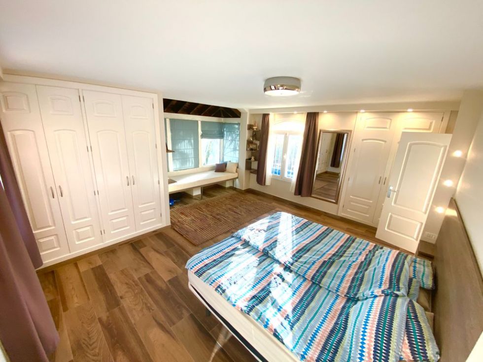 Villa for sale in  Madroñal, Spain - TRC-1233