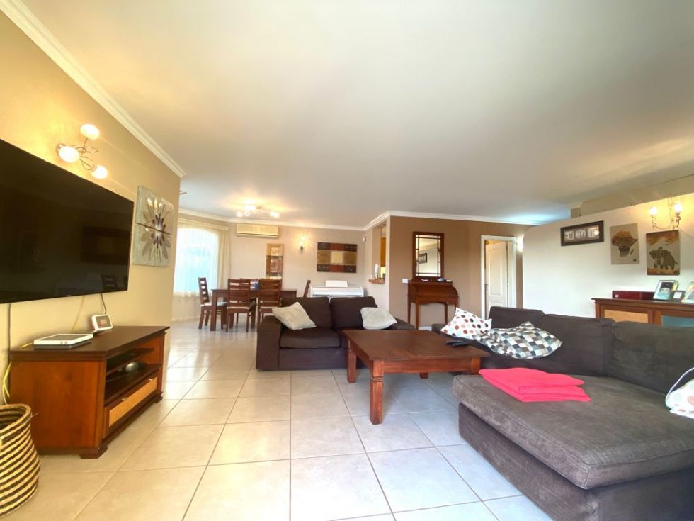 Villa for sale in  Madroñal, Spain - TRC-1233