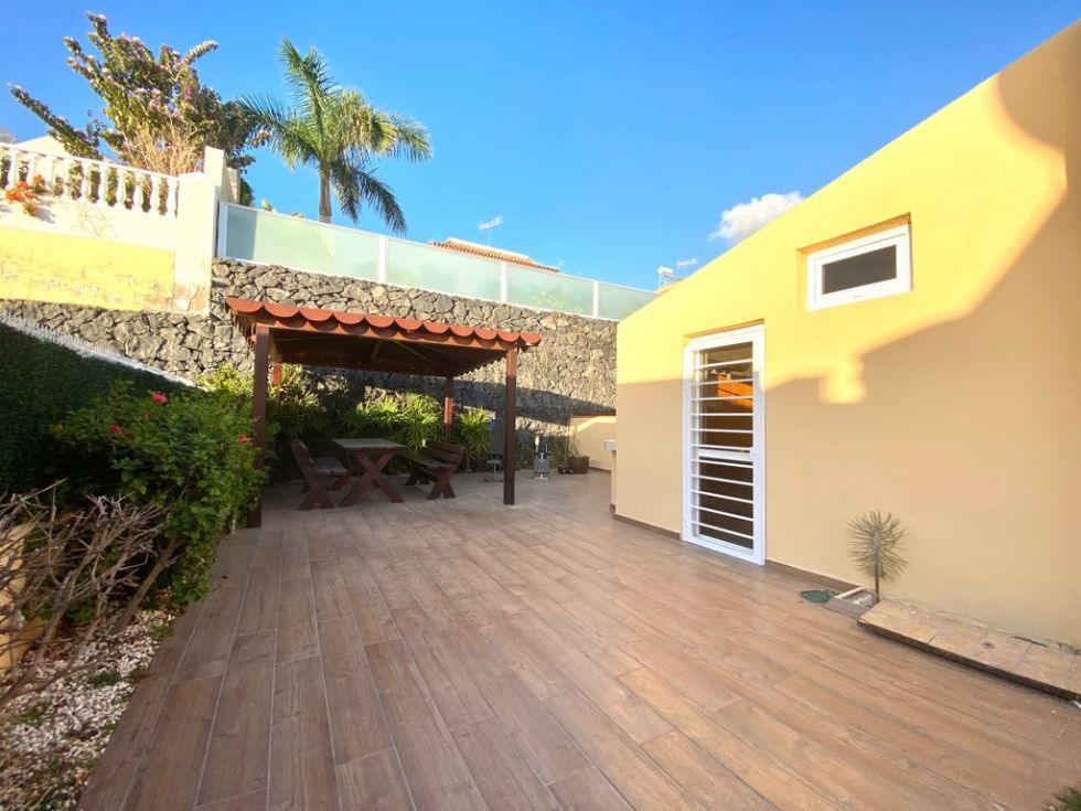 Villa for sale in  Madroñal, Spain - TRC-1233