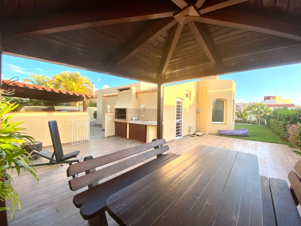 Villa for sale in  Madroñal, Spain - TRC-1233