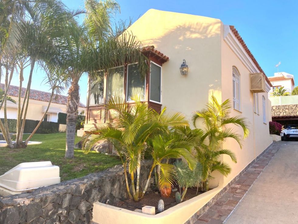 Villa for sale in  Madroñal, Spain - TRC-1233