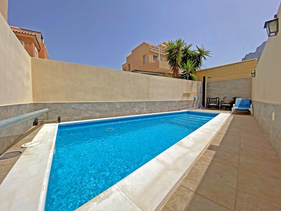 Townhouse for sale in  Madroñal, Spain - TRC-1286