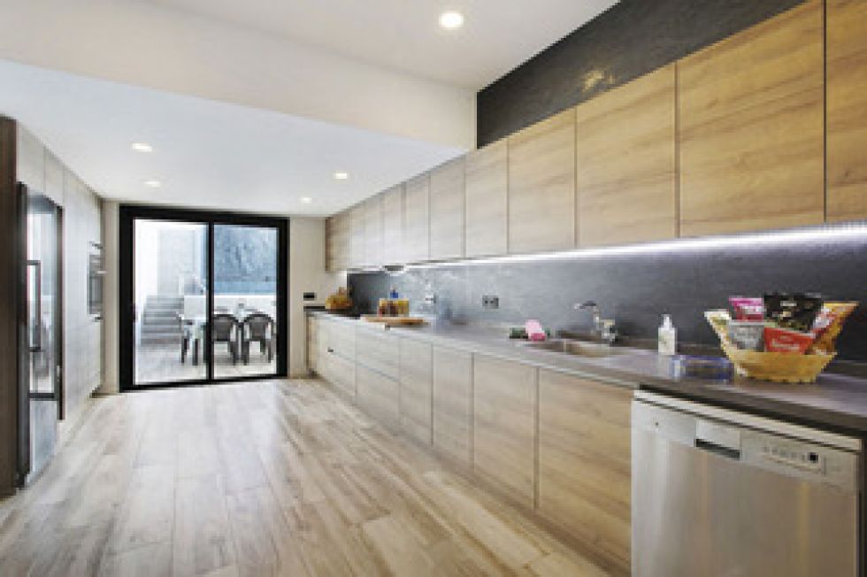 Villa for sale in  Armeñime, Spain