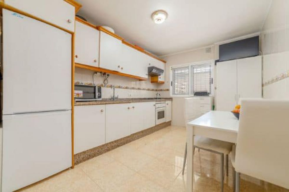 Apartment for sale in  Valle de San Lorenzo, Spain