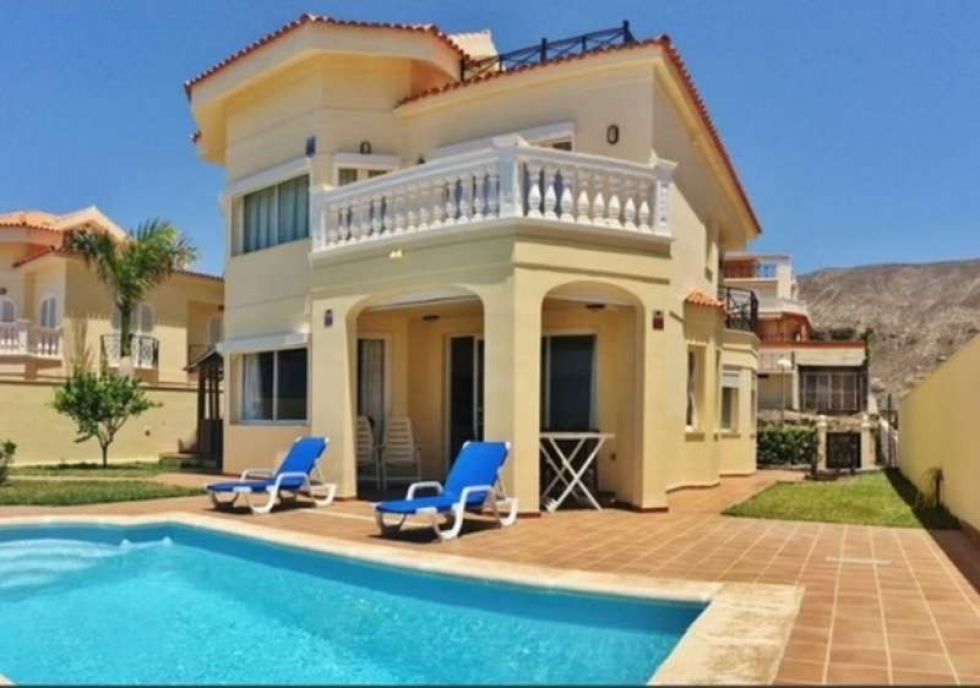 Villa for sale in  Los Cristianos, Spain - TRC-1653