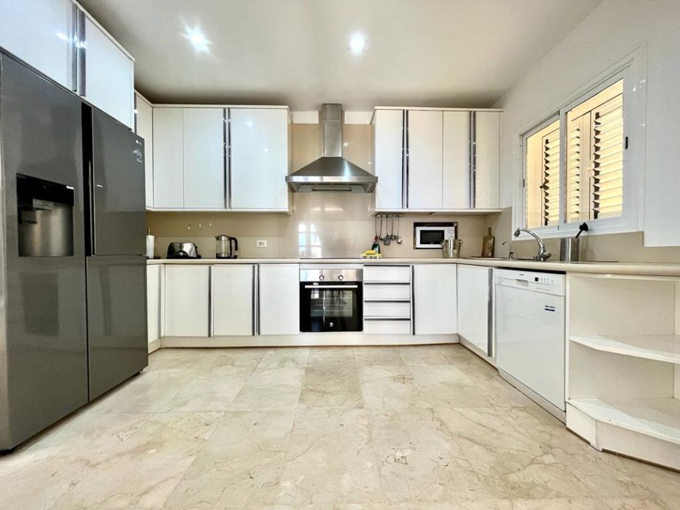Villa for rent in  San Eugenio Alto, Spain