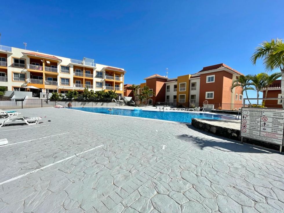 Apartment for rent in  Callao Salvaje, Spain