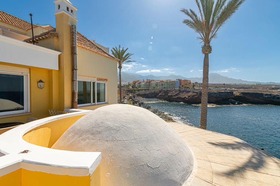 Apartment for sale in  El Marquéz Sea, Playa Paraiso, Spain