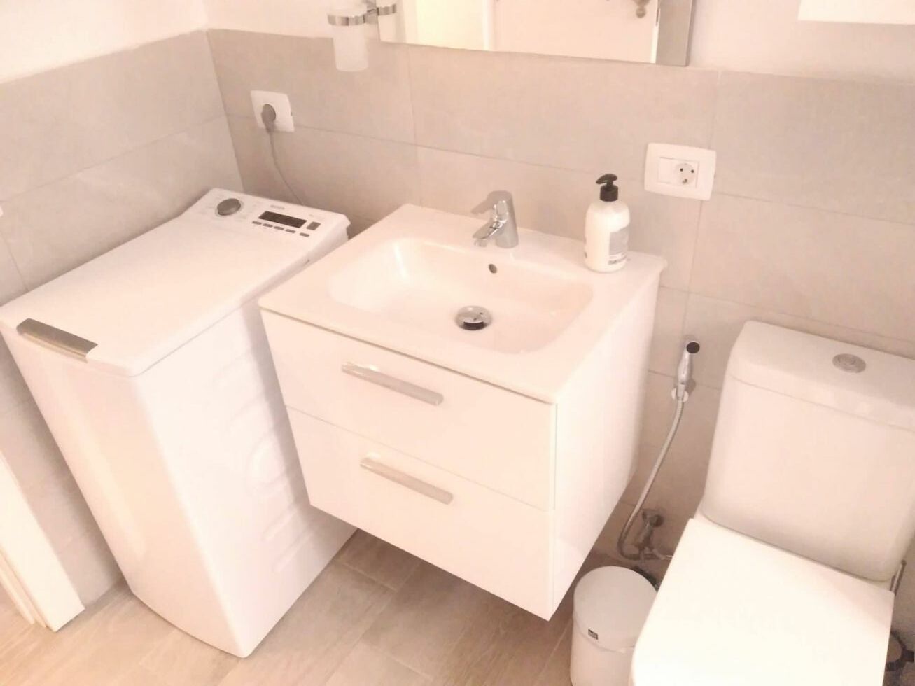 Apartment for sale in  Viña Del Mar, Playa de las Americas, Spain - TRC-1870