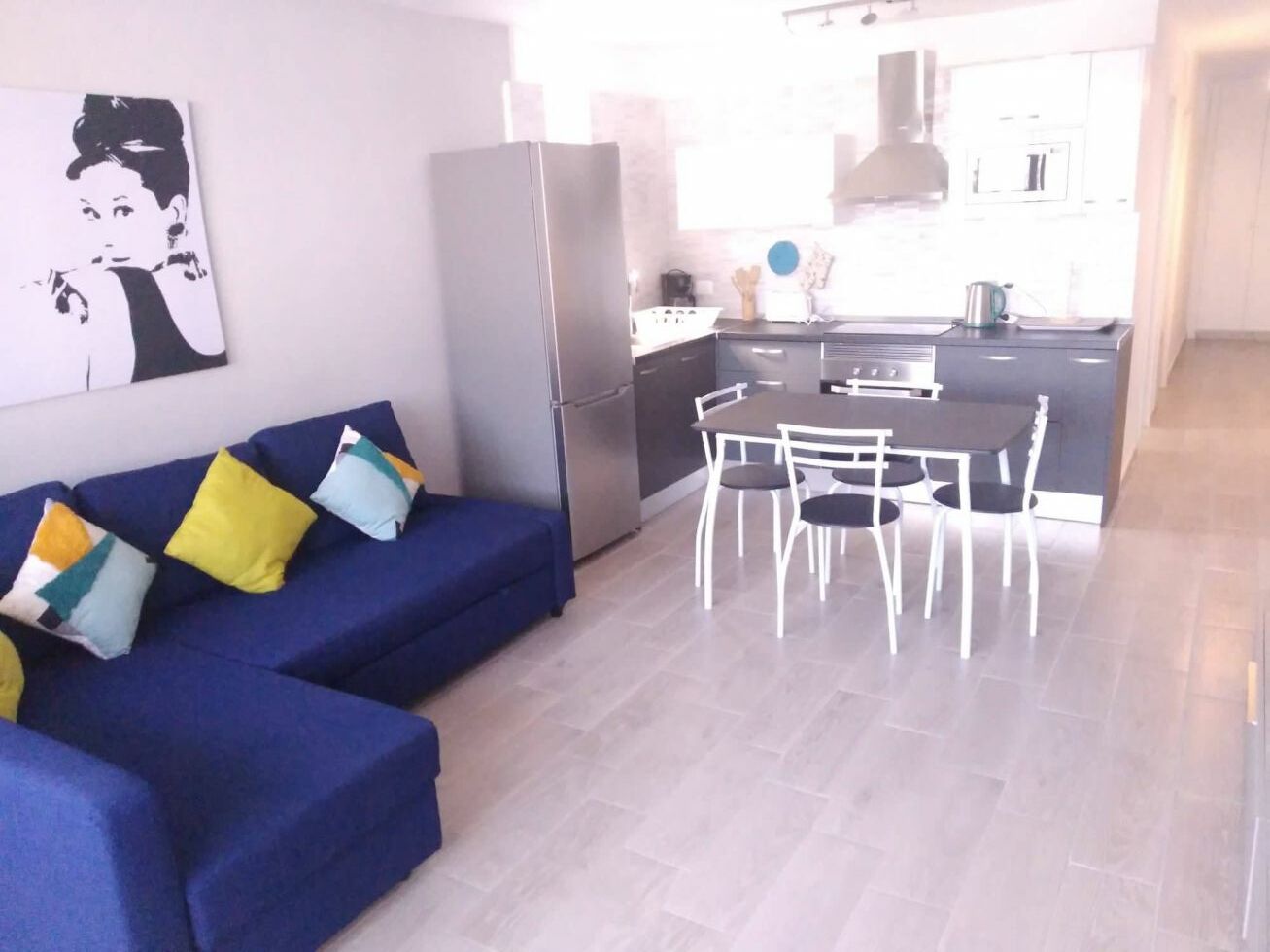 Apartment for sale in  Viña Del Mar, Playa de las Americas, Spain - TRC-1870
