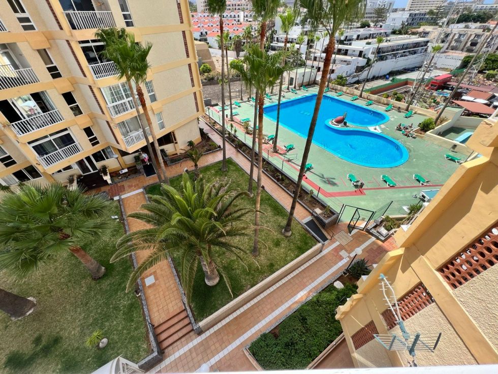 Apartment for sale in  Torres Yomeli, Playa de la Américas, Spain