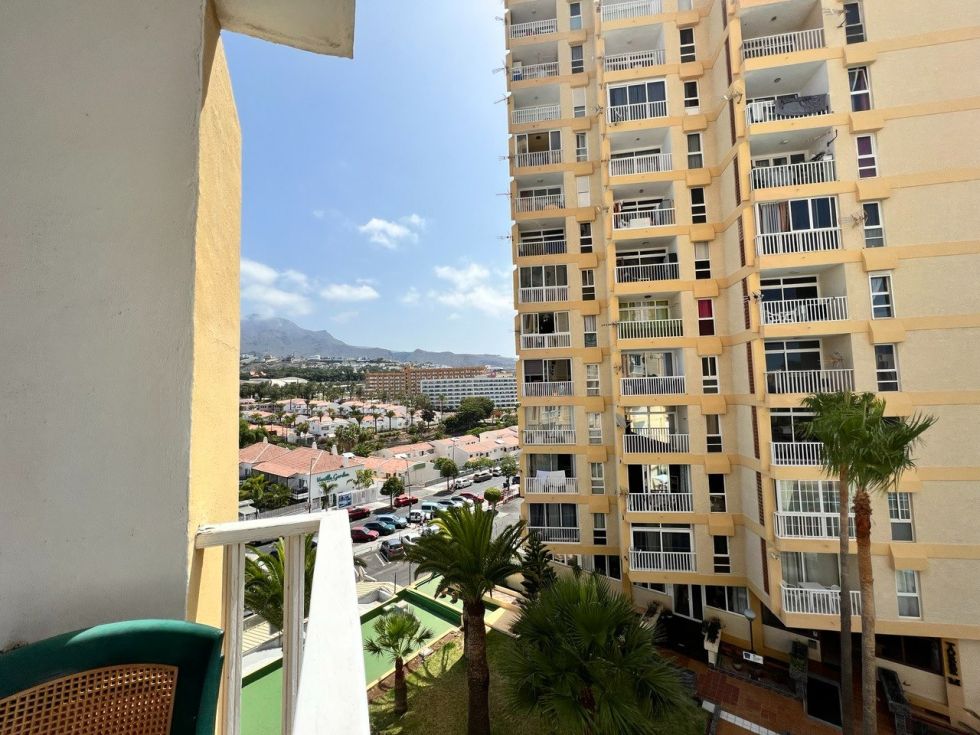Apartment for sale in  Torres Yomeli, Playa de la Américas, Spain