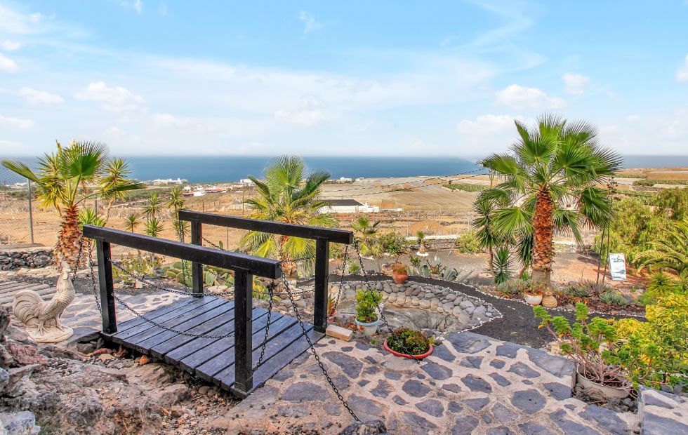 Villa for sale in  Playa Paraiso, Spain - TR-1845