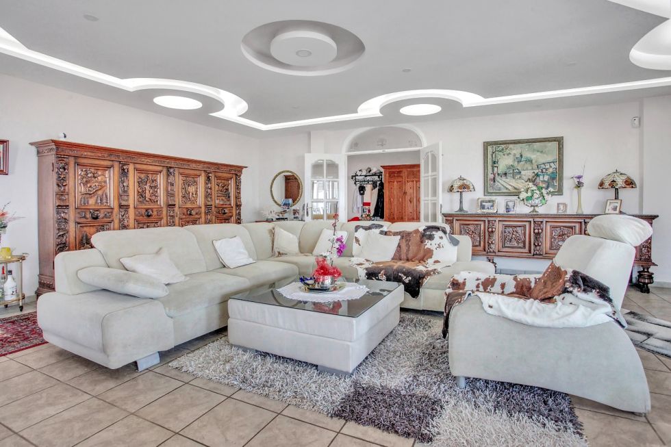 Villa for sale in  Playa Paraiso, Spain - TR-1845