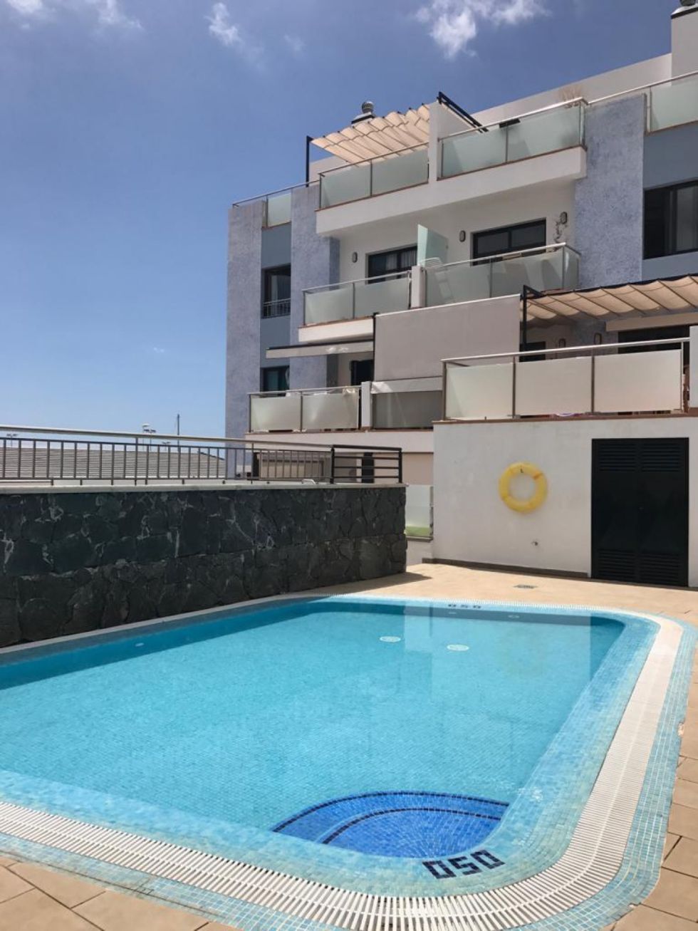 Flat for sale in  Madroñal, Spain - TRC-1902