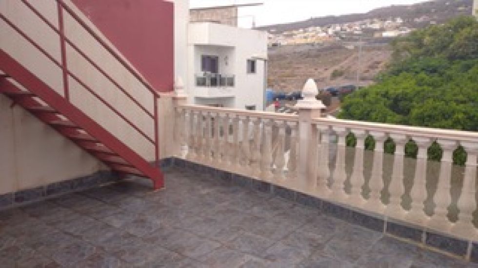 Independent house for sale in  Armeñime, Spain