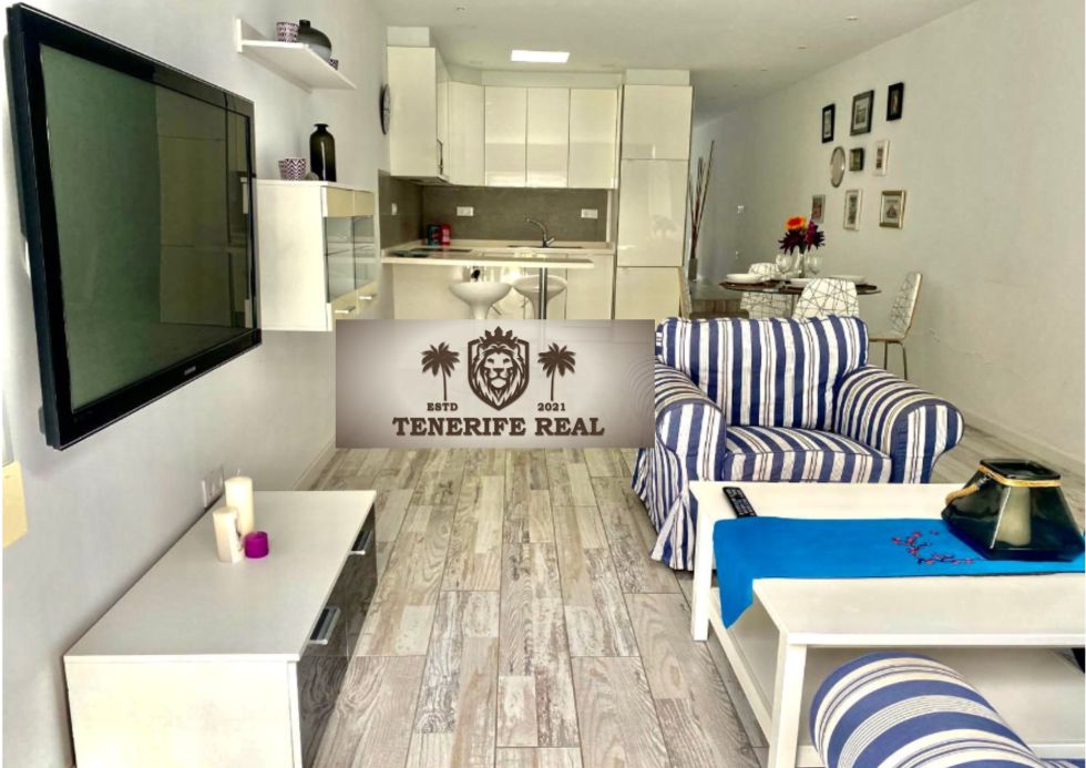 Flat for sale in  Callao Salvaje, Spain - TRC-1995