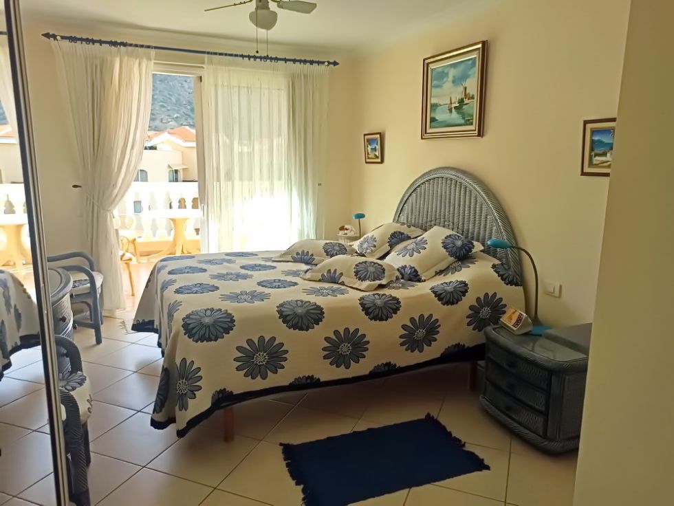 Apartment for sale in  Tropical Park, Los Cristianos, Spain