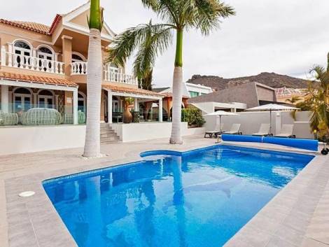 Villa for sale in  El Madroñal, Spain - TRC-2035