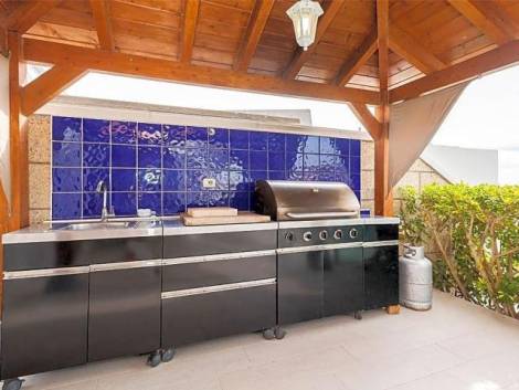 Villa for sale in  El Madroñal, Spain - TRC-2035