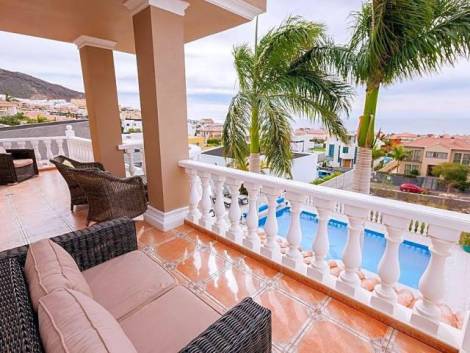 Villa for sale in  El Madroñal, Spain - TRC-2035