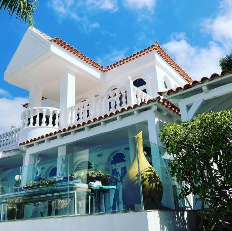 Villa for sale in  El Madroñal, Spain - TRC-2035