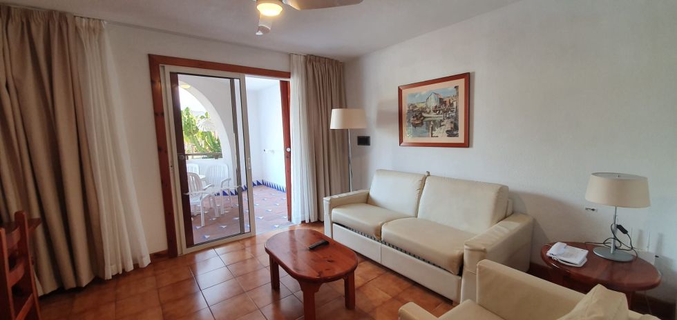 Apartment for sale in  Parque Santiago III., Playa de la Américas, Spain - TRC-2099