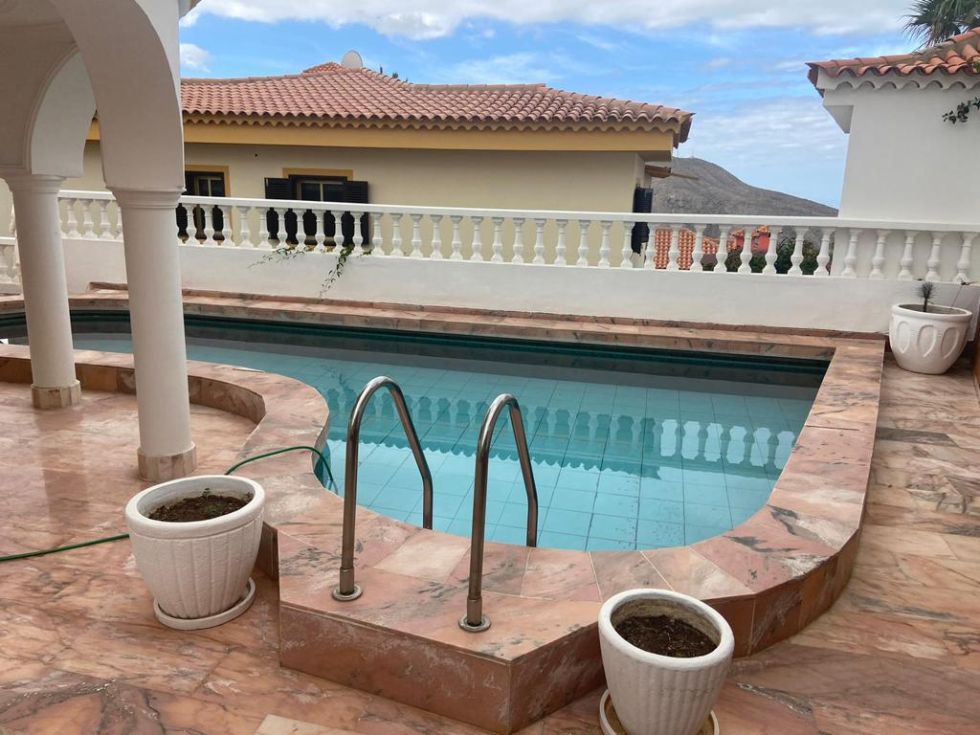 Apartment for sale in  Chayofa, Spain - TRC-2134
