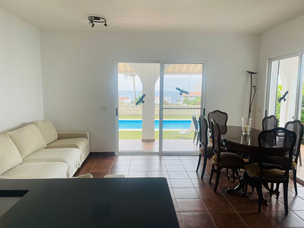 Villa for rent in  Costa Adeje, España