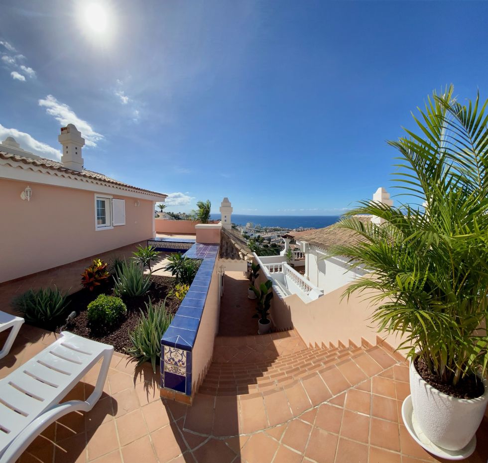 Flat/apartment for rent in  Costa Adeje, España