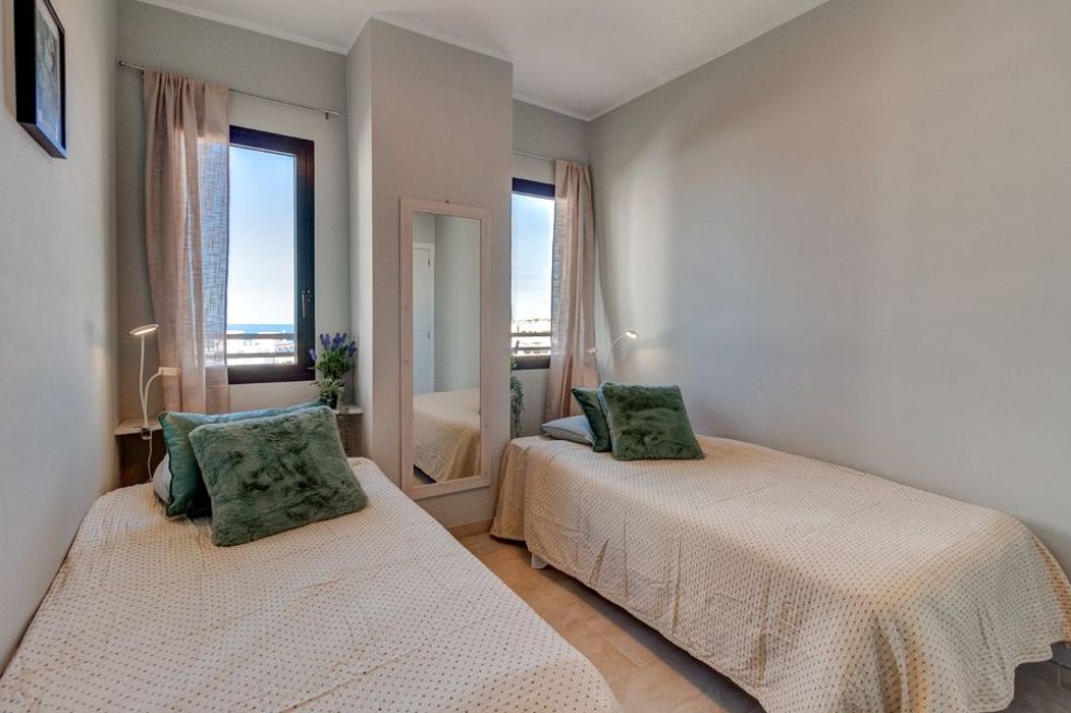Apartment for sale in  Club Paraíso, Playa Paraiso, Spain
