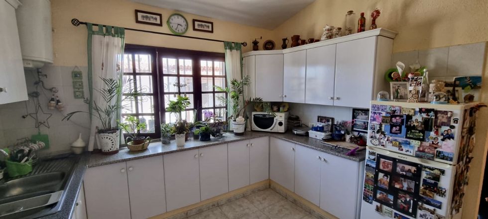 Apartment for sale in  Chayofita, Costa del Silencio, Spain