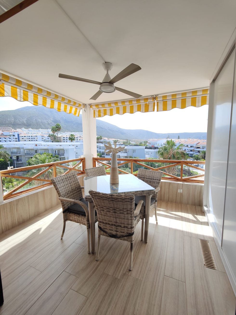 Apartment for sale in  Arona, Spain