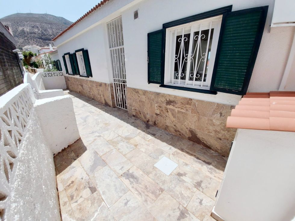 Bungalow for sale in  Los Cristianos, Spain