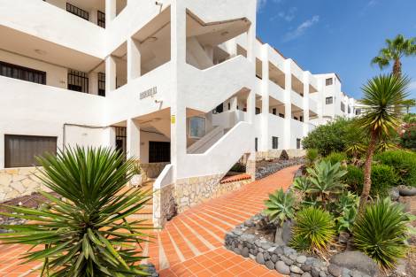 Apartment for rent in  Pinehurst, Santa Cruz de Tenerife, Spain - TRV-150