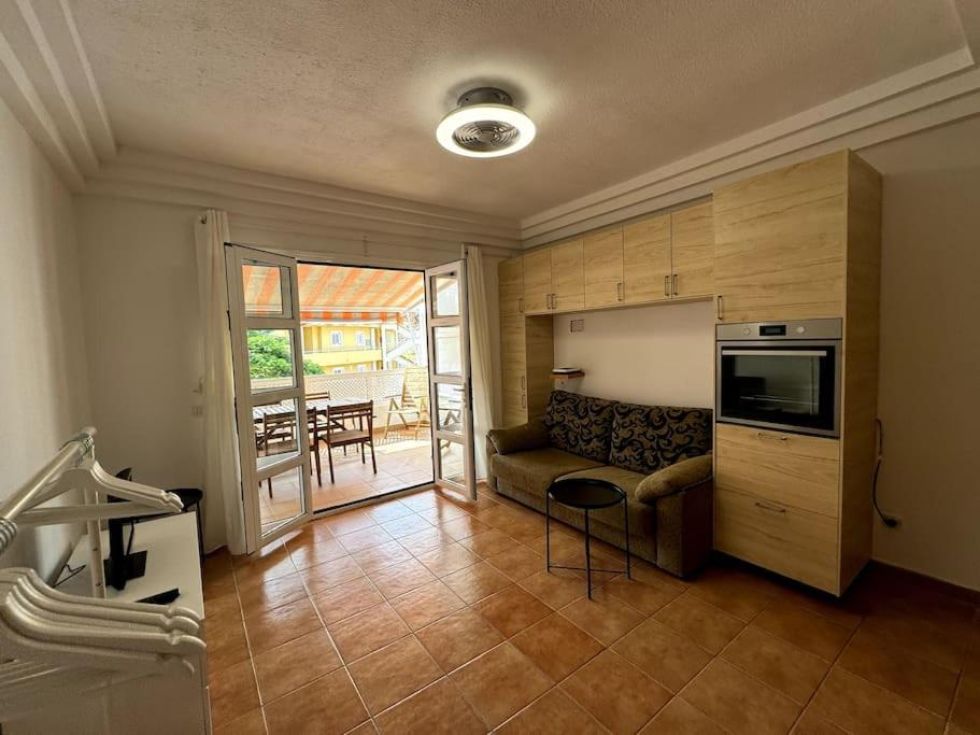 Apartment for rent in  Orlando, Playa de Fañabe, Španělsko - TRV-171