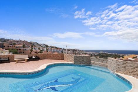 Apartment for rent in  Sun Villas, Costa Adeje, Spain - TRV-144