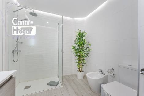 Apartment for sale in  Adeje, Spain - 056611