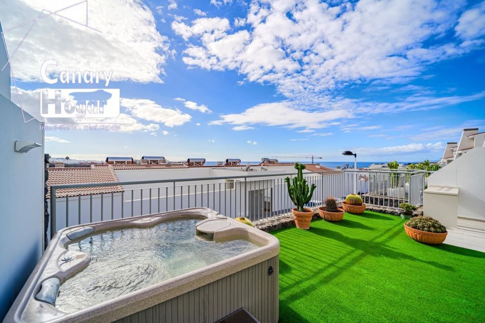 Apartment for sale in  Adeje, Spain - 057831