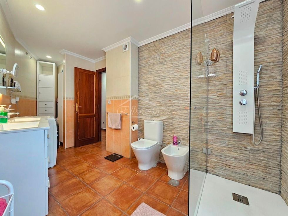 Apartment for sale in  Adeje, Spain - 5724