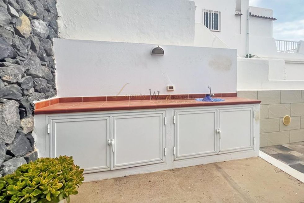 Apartment for sale in  Adeje, Spain - LWP5050 Albatros 2 - Playa Paraiso